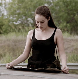 chaoticcatharsis:karanna1:Cinematic Parallels map reading || FTWD 4x14 and The 100 2x10Ohhh. Alicia 
