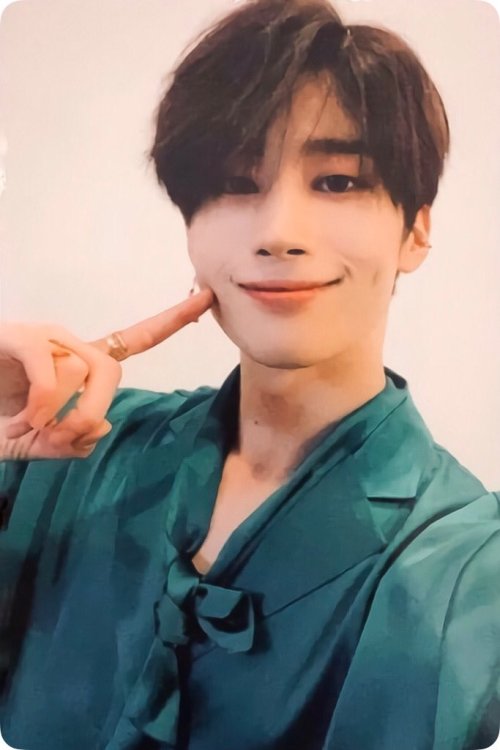 Han Seungwoo - Victon Album Photocards