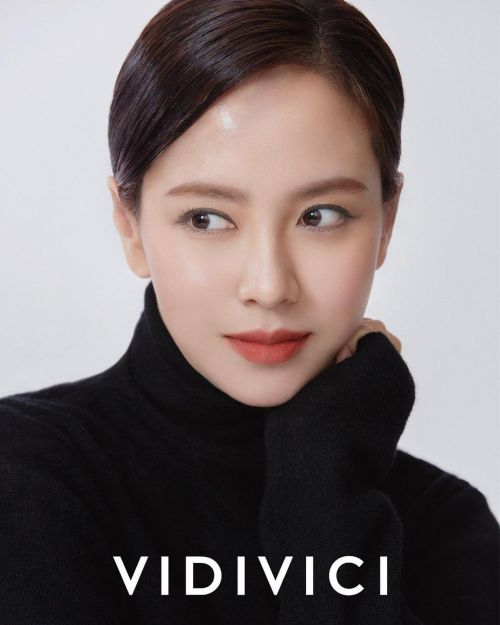 Song Ji-Hyo for VIDIVICI