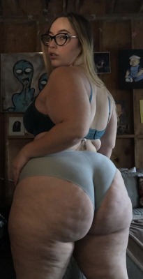 Sex kizzyman2015:damnsothick:😍😘🥴😛😋🤤 pictures