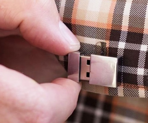 noveltyconcept: noveltyconcept.com/2015/01/cufflinks-usb-drive/ Cufflinks USB Drive Hidden in