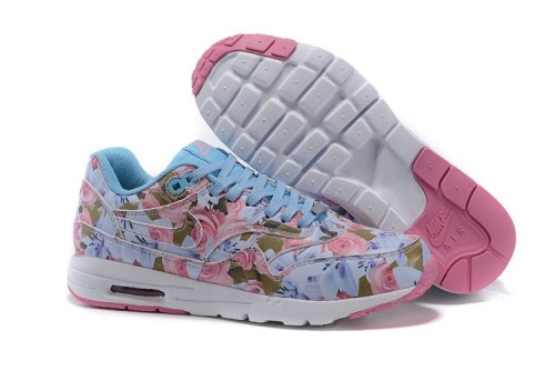 miss-mandy-m:Nike Air Max 1 Ultra “Paris” 