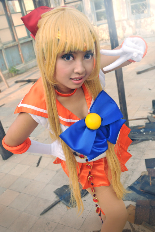 Sailor Venus costume by me photo by Auriliana —- please do not repost outside tumblr. thank yo