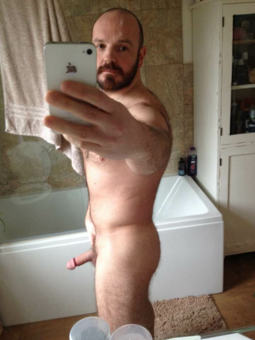 beardedfur: devwetguy: Some new from cute and hot rmbarr123 Love to talk to him and wank on his Pics.  rmbarr123.tumblr.com   Share some love and reblog…    Very sexy stud.  Love the fur! 