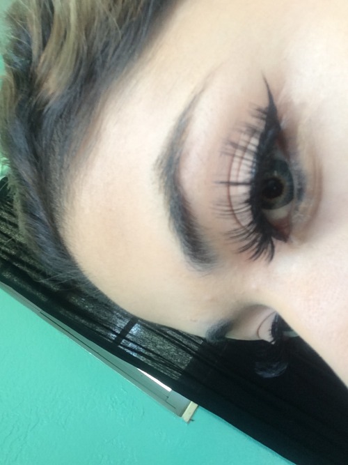 mexicanho:  omg these eyelashes what the FAWK