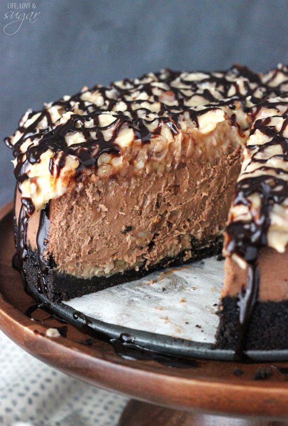 craving-nomz:  German Chocolate Cheesecake