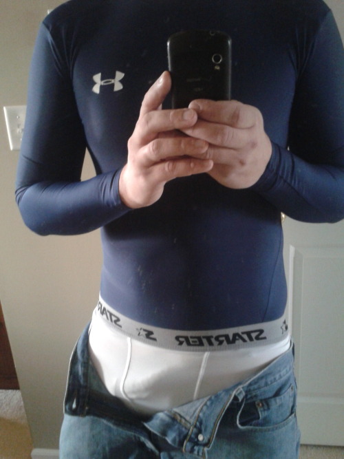 underarmouronly:  This is from uarmour, wearing a long-sleeve Under Armour compression shirt and Starter compression shorts.
