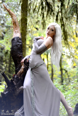 steamgirlofficial:  Tuesday Tidbit time, although it’s probably no surprise that the story of Lady Amalthea is a most beloved tale to many of us. This magical set was shot by Kindra Nikole Photography in one of the many beautifully mossy woods here