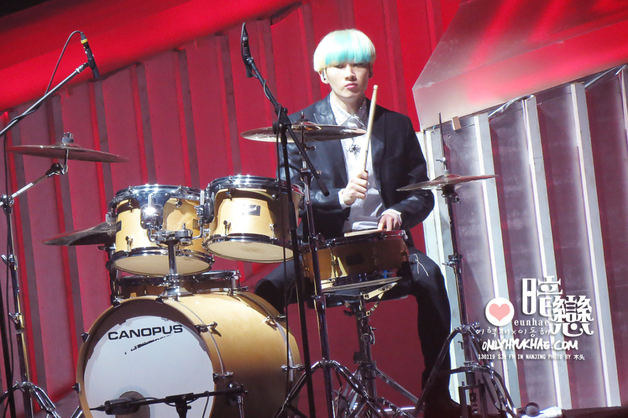 monkeilii:  CR:onlyhyukhae 