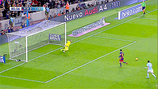 lionelandresmessii:  The guys react to Leo’s cheeky penalty 
