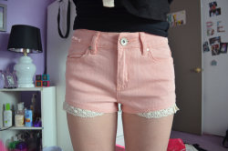 4w-k:  i like my shorts ok 