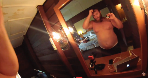 Sim Mo Is Now 130 Kg… Just 13.4 Pounds Shy Of 300.  Seems Like Just Yesterday He Began Posting Videos