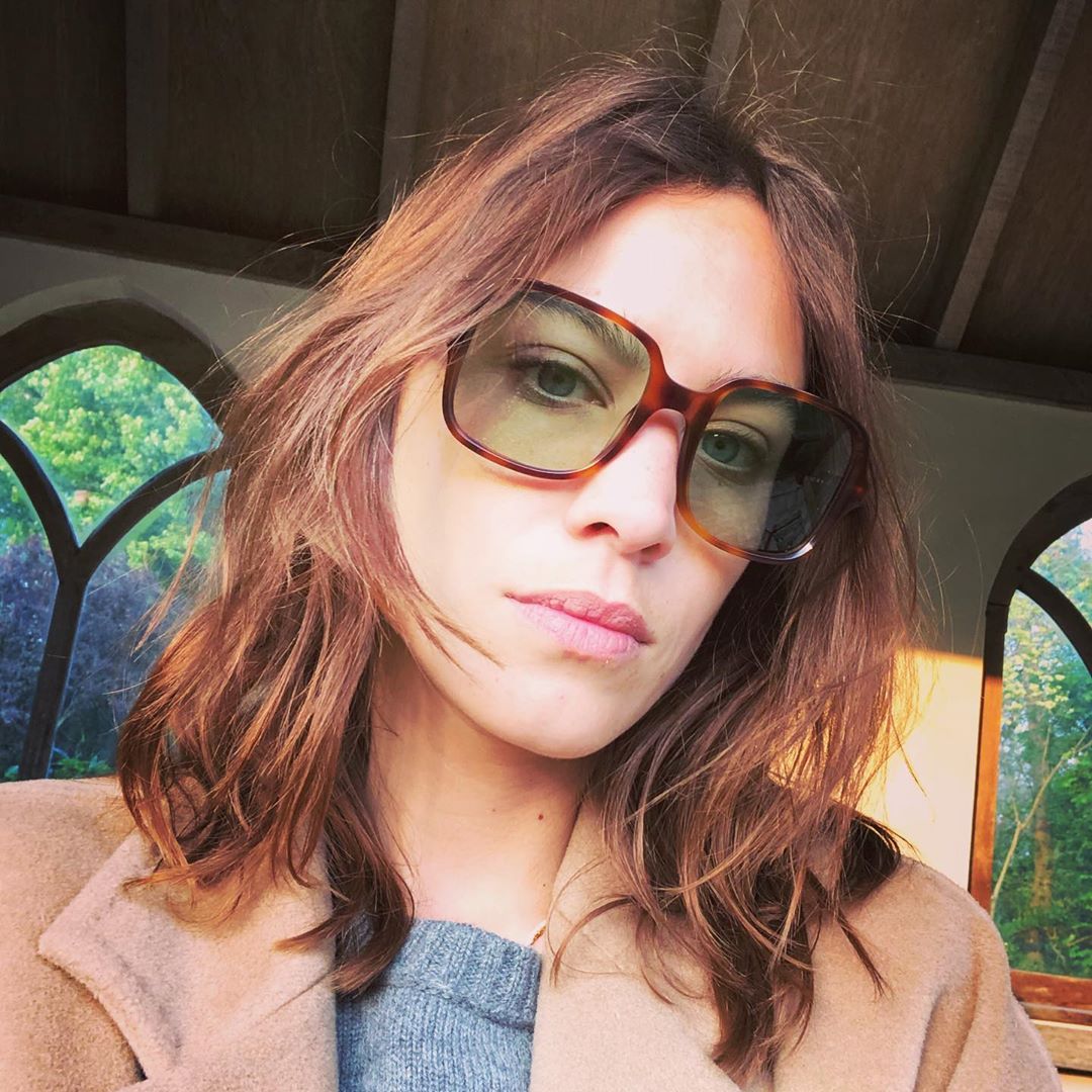 Sandsynligvis Sherlock Holmes Forkæle Alexa Chung Inspiration — alexachung Is there anybody out there out there...