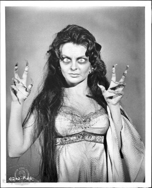 Leona Gage as Morella (1962)