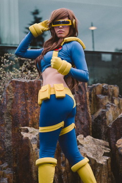 hotcosplaygirl:Cosplay girl http://hotcosplaygirl.tumblr.com/