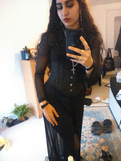 Casual goth outfit #5 Going out for a wine and cheese evening…
