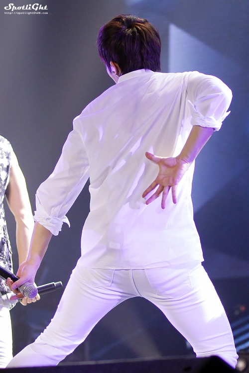 fyeah-infinite:  131103 One Great Step in Manila© Spotlight || Do not edit. 
