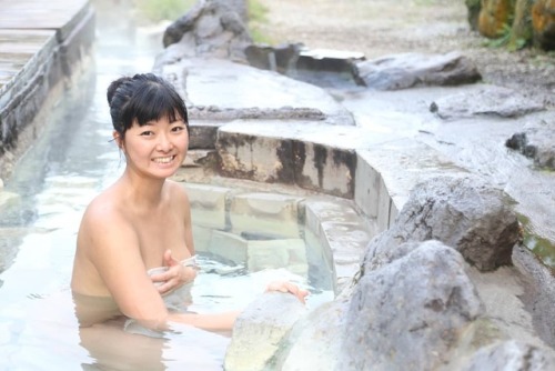 また九州湯巡り行くぞー！ 1年前のおもひで ・ #しずかちゃん #温泉 #温泉モデル #onsen #hotsprings #model #nakedwoman #asiannude #asianbe