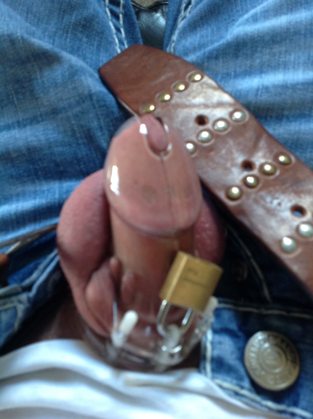 chasteguysandkink: lockedboi:  kinkilike:  Tightly packed under my jeans before a