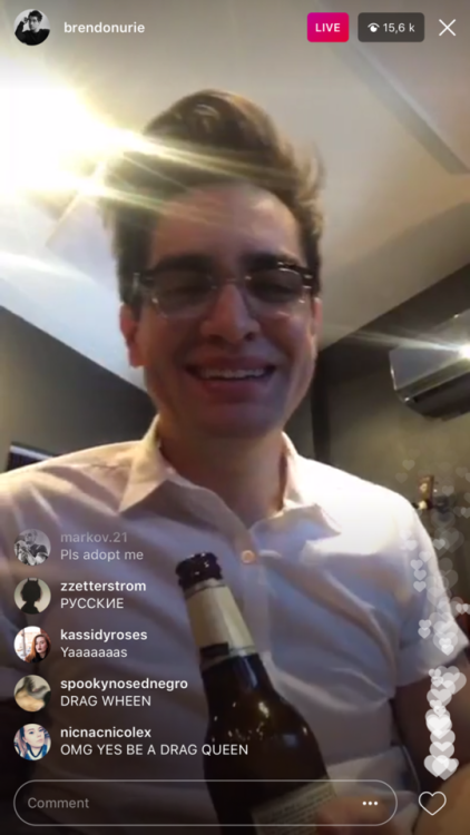 Brendon Urie Live on Instagram [12. October 2017] Talking about Halloween, Costumes and Parties. (Al