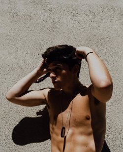 classymike44:Sean O’Donnell is so gorgeous.