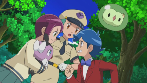 purimpopoie: gostumpz: So I was watching BW and I found Clemont’s blue-haired cousin. Could al