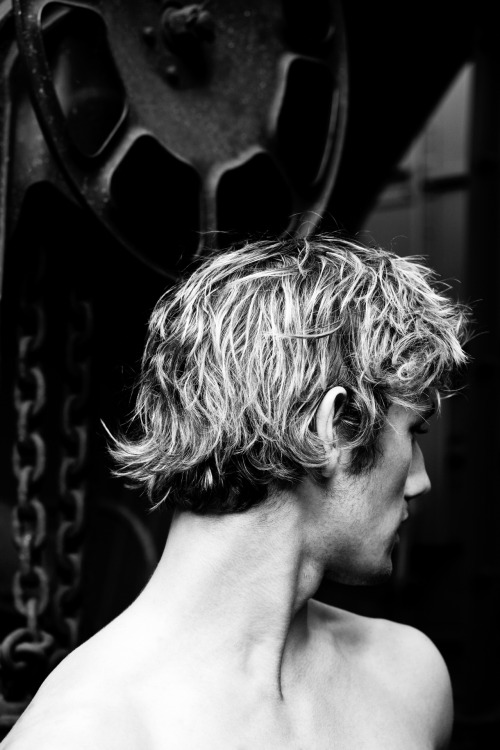 Ohyeahpop:alex Pettyfer, 2009 - Ph. Greg Gorman