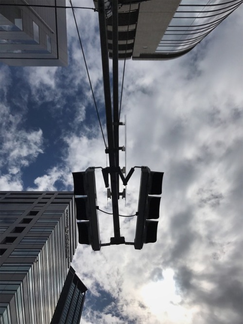 signal lights above