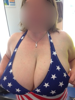 stacy42g:  Here’s another one… Rate this