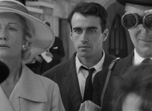 andreii-tarkovsky:   Pickpocket (1959)  Dir. Robert Bresson