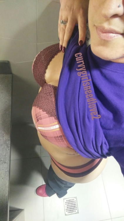 curvygirlsneedlove2: I know I haven’t posted in a while. Been busy with life. Hope you missed 