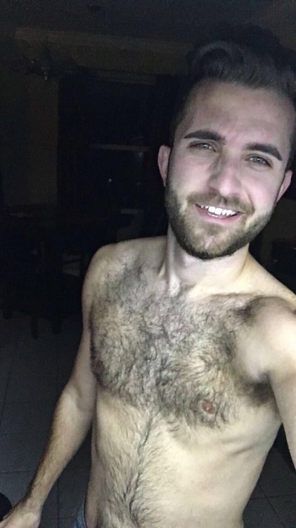shaneothin:The increase in shirtless selfies can be explained by the fact that I’ve barely left the house in a week.