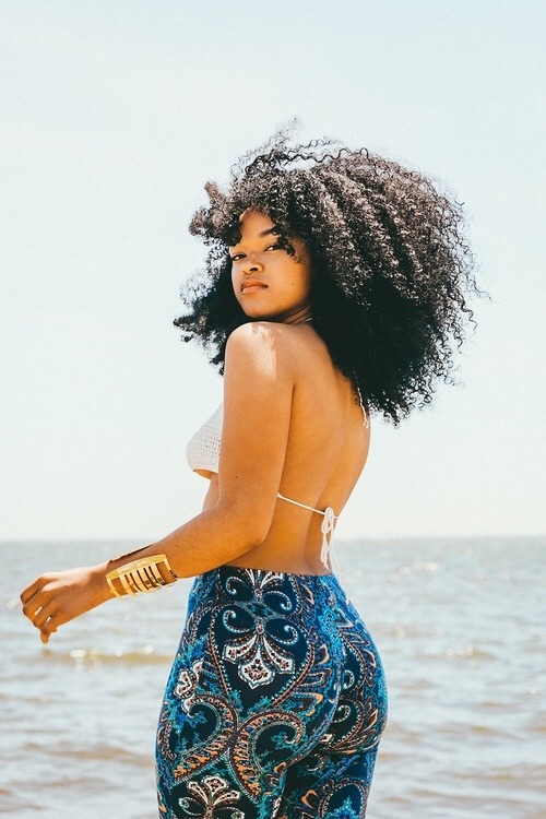 fashionkilllaaz:  http://fashionkilllaaz.tumblr.com/ 