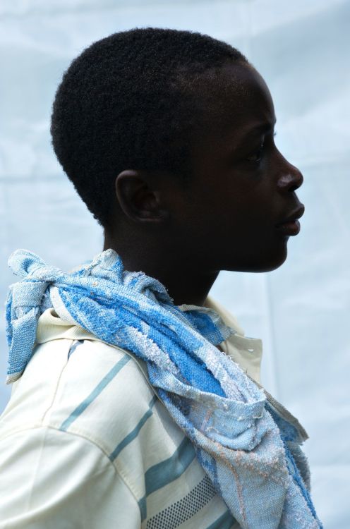 66lanvin:  2000-lightyearsfromhome:  © Vivian Sassen  BEAUTY is………..No.8