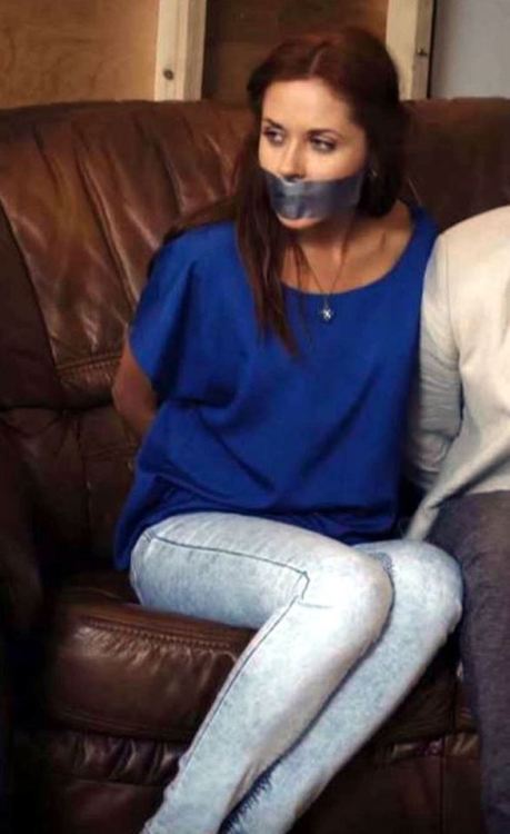vekolroad:Exquisite Russian hostage. Lots of male interference in the vid. https://www.youtube.com/w