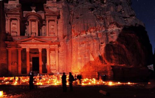 brassmanticore:The Treasury at night.  Petra, Jordan.