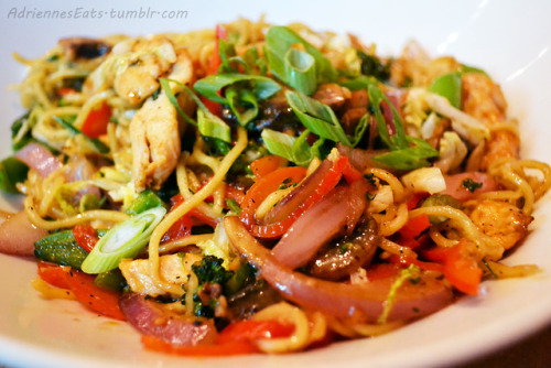 Chicken Lo Mein from Kona Cafe at Disney’s Polynesian Resort