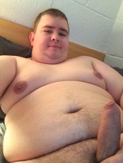 oxpoisonxo:  Honorary tumblr chub:http://chubben.tumblr.com 