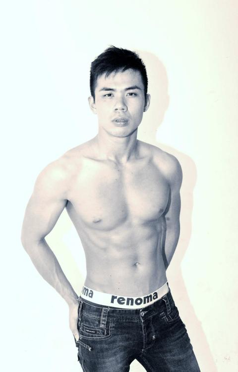 renomaboys:  Lew Voon Khong looking hot in RENOMA Sport 