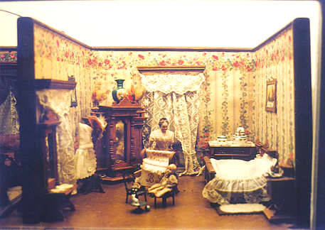 walzerjahrhundert:   Forester’s house, dollhouse, Germany, ca. 1880   