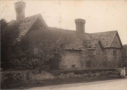 Bolney (West Sussex, 1908).