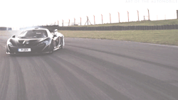 Czarluvscurves:  Mclaren 