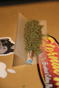 king-classic:  small spliff to start the