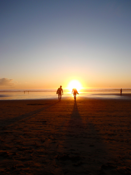 XXX katemase:  Sunset Surf Sesh  photo