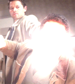 its-charlie-bradbury:  shadow-of-a-whisper:  That’s okay, I didn’t need my heart anymore. *sobs*  OH GOD I DIDNT EVEN REALIZE 