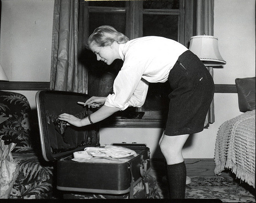 fuckyeahvintage-retro:  Student life at Vassar College, NY c.1950s (via) 