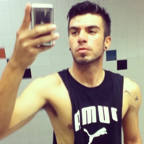 carloshuezo:Nip slip… #Latino #Hispanic #puma #pictureoftheday #swag #motivation #gym #fitness #instafitness #instagay #photooftheday #hairy #scruffy #Salvadorianstyle #tattoos