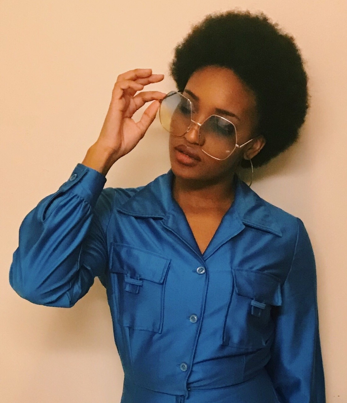 nextkaratekid:  GROOVY MAMA 🕺🏾  HAPPY LAST BLACKOUT DAY OF 2017. I’ll be