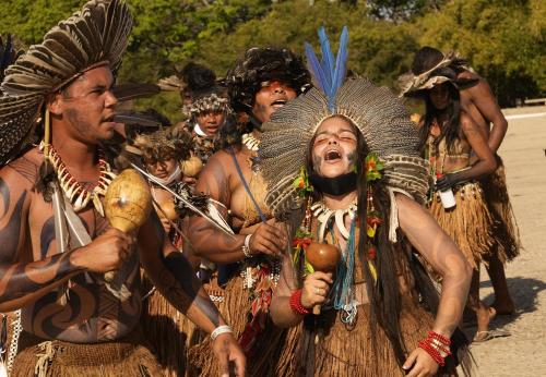 allthebrazilianpolitics:Brazil’s Indigenous march to pressure court on land rulingThousands of