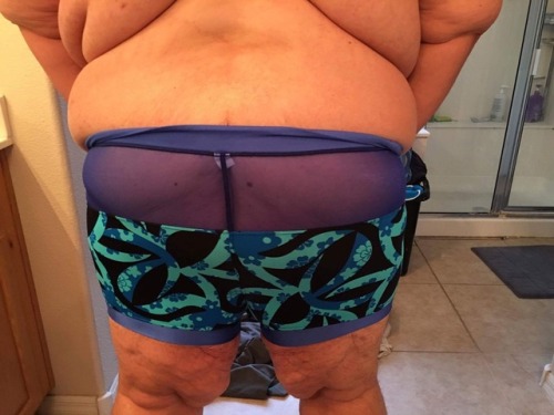 XXX bigdaninlv:  New swim trunks for Bigger Vegas photo
